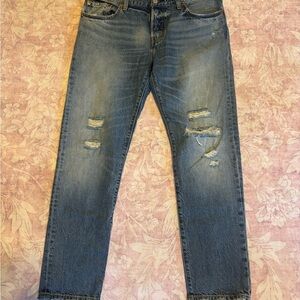 Levi's Women’s Light Blue Distressed Jeans